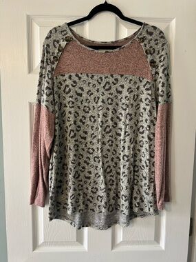 Simply Southern Pink and Gray Leopard Button-Shoulder Pullover